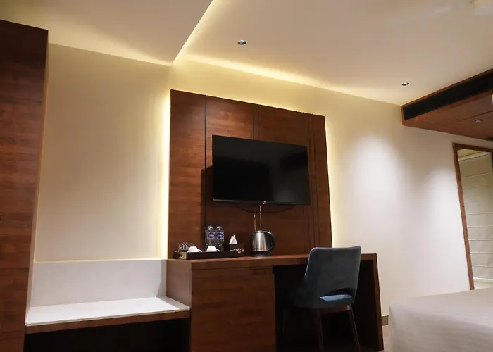 Hotel Nh Hills