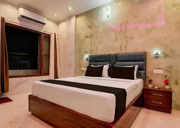 Super Townhouse By Oyo Chandigarh Near Pec-Pgi-Pu Formerly Hotel Paradise