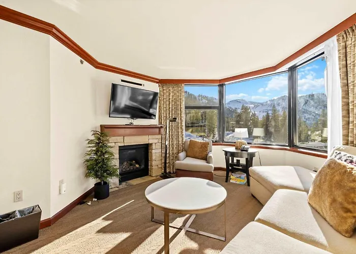 Remodeled Second Floor Valley View Suite No Resort Fee