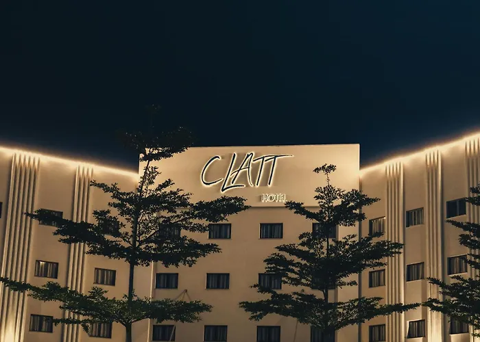 Clatt Hotel
