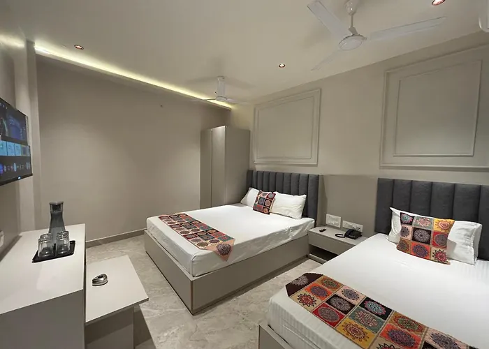 Hotel Golden Hills