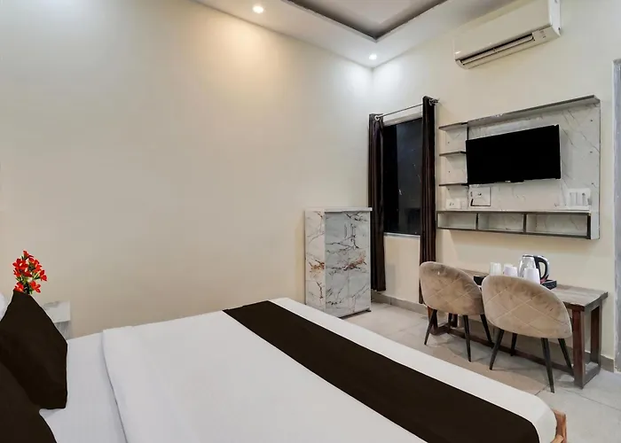 Hotel O Meerut Central College Formerly Saffron