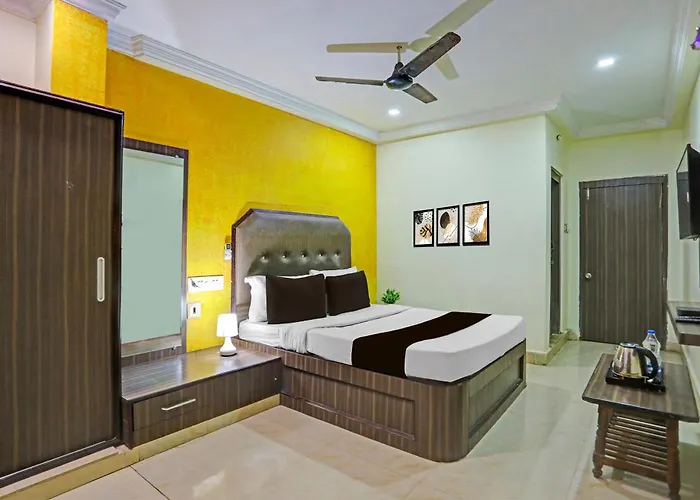 Collection O Machilipatnam Bus Terminal Formerly Vijaya Raghava Residency