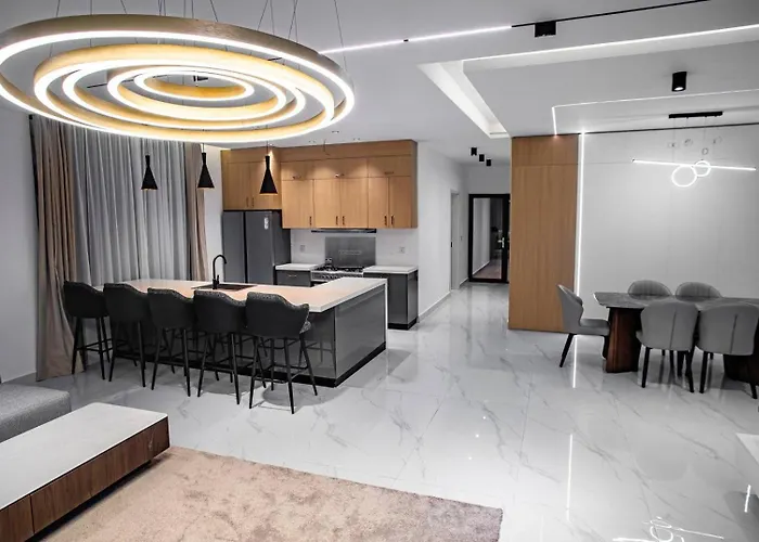 Luxury Living At Tj Tower