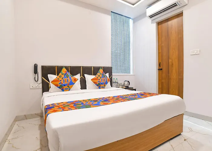 Fabhotel Trivana, Mahalaxmi Nagar