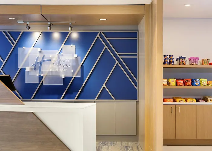 Holiday Inn Express & Suites Lexington South By Ihg