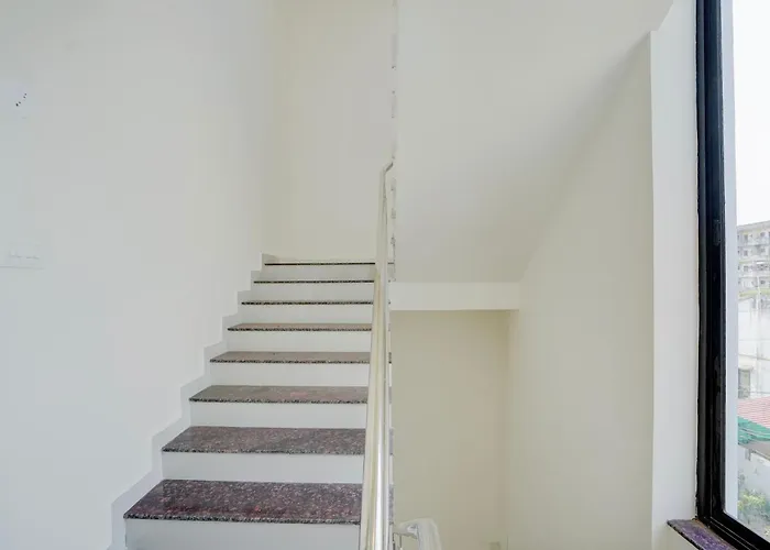 Super Hotel O Godhni Road Nagpur