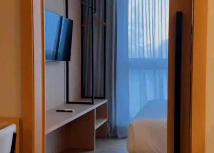 Golden Tulip Canela