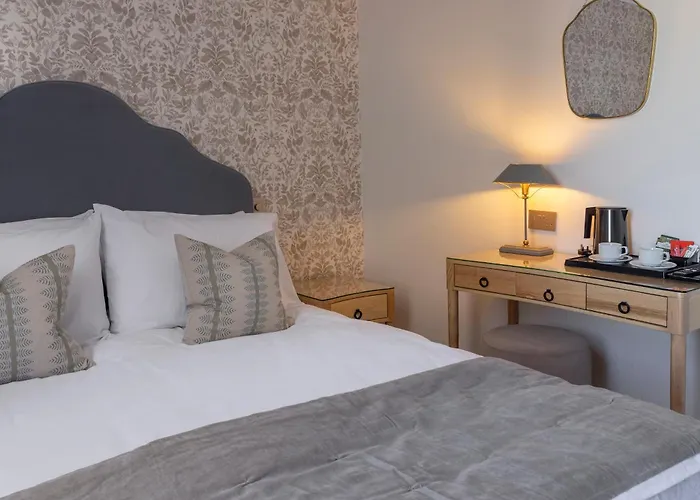 Newton Park Country House Hotel
