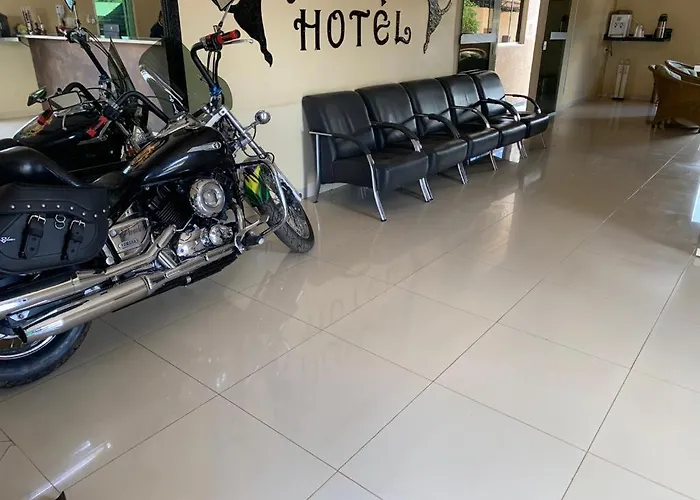 Plumas hotel