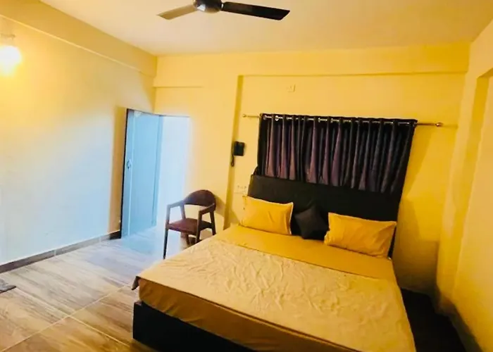 Raj Hotel