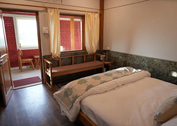 The Windbloom - Himalayan Farm Stay