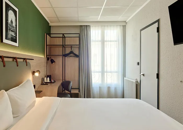 Campanile Paris Ouest - Boulogne