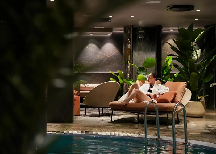 Clarion Hotel The Hub
