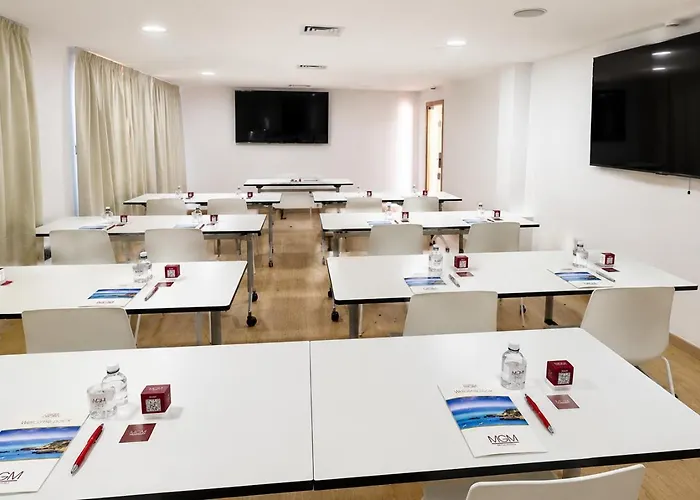 Grand Muthu Golf Plaza Hotel & Spa