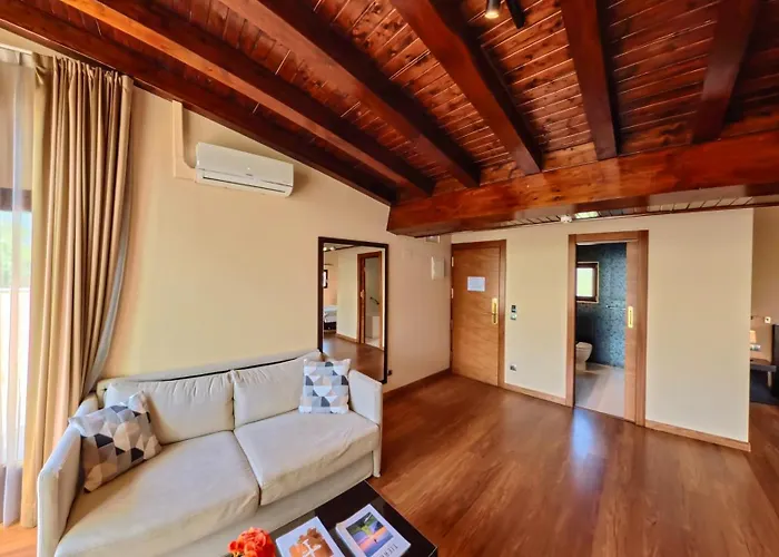 Indiana Boutique Hotel