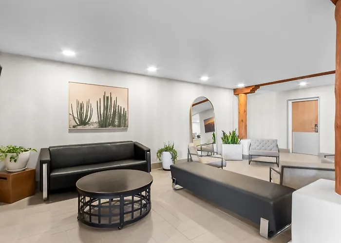 Red Lion Inn & Suites Goodyear Newly Renovated