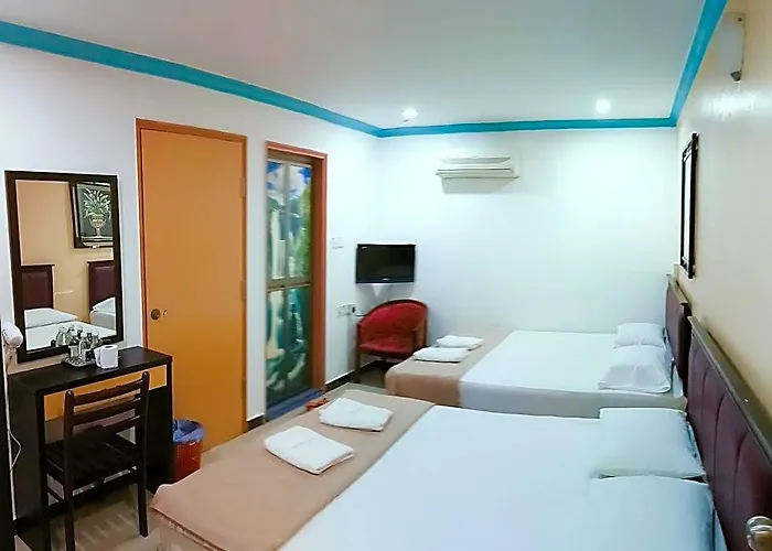 Twin Star Hotel