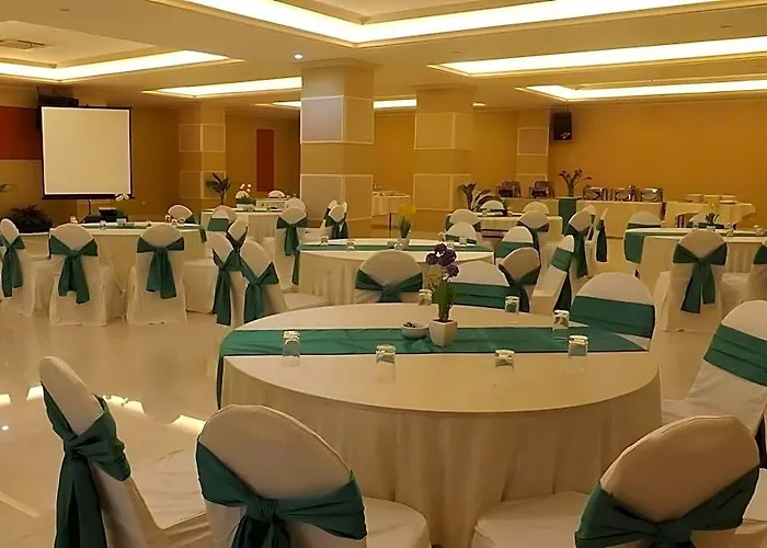 Puri Indah Hotel