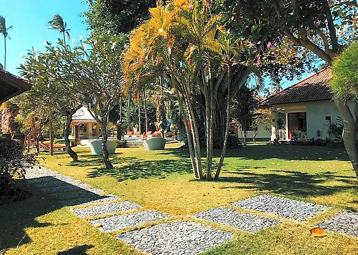 Puri Rinjani Bungalows