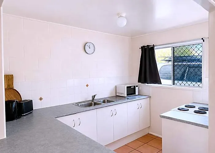 Pippies Beachhouse Backpackers