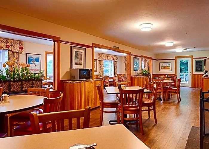 Silver Fox Inn
