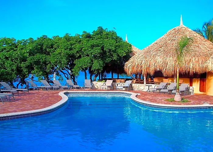 Kura Hulanda Lodge & Beach Club
