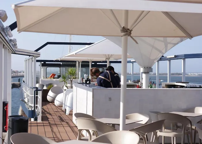 Costa Do Sal Hotel Boat Lounge