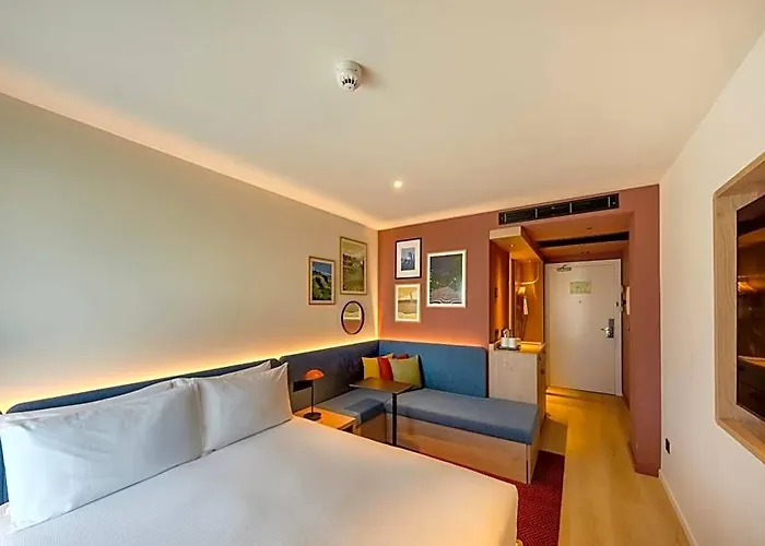 Hampton By Hilton Alicante Airport