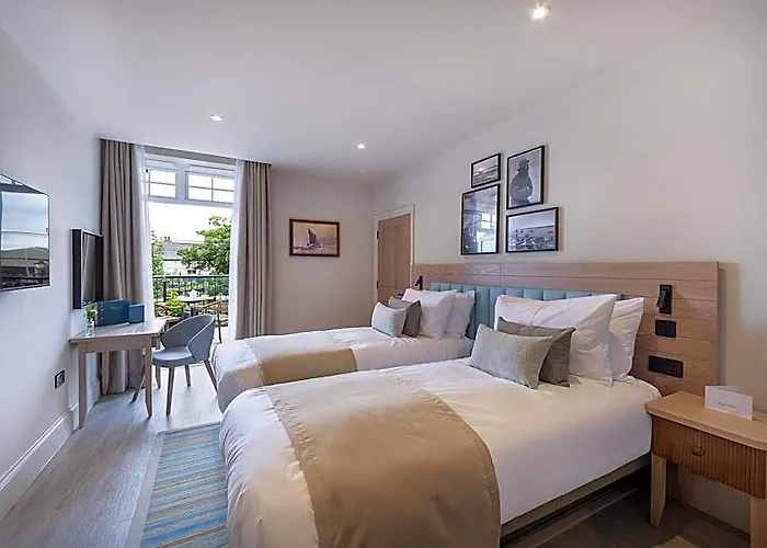 The Ship Hotel