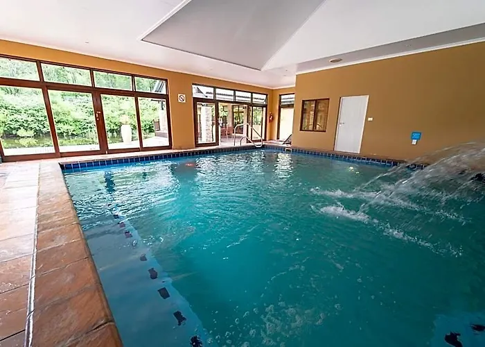 Gooderson Leisure Riverbend Chalets Self Catering