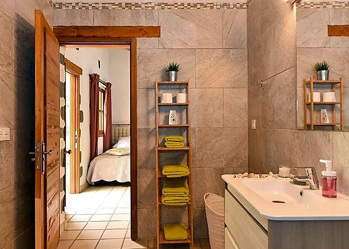 Villa In Ingenio With Private Pool