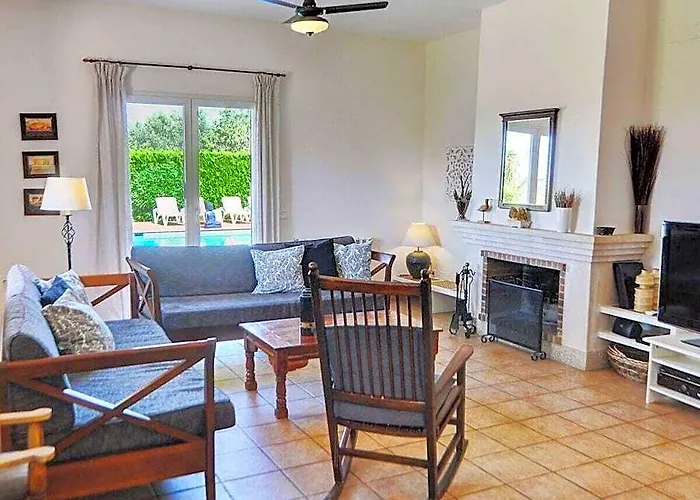 Gatona Comfortable Holiday Residence