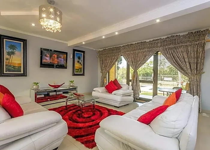 Luxury Executive Double Room For 2 Guests With Ensuite Bathroom, In Ballito