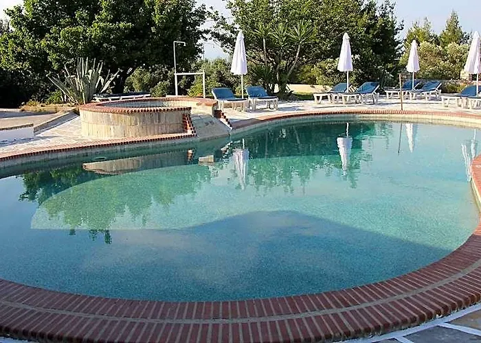 Pashos Hotel