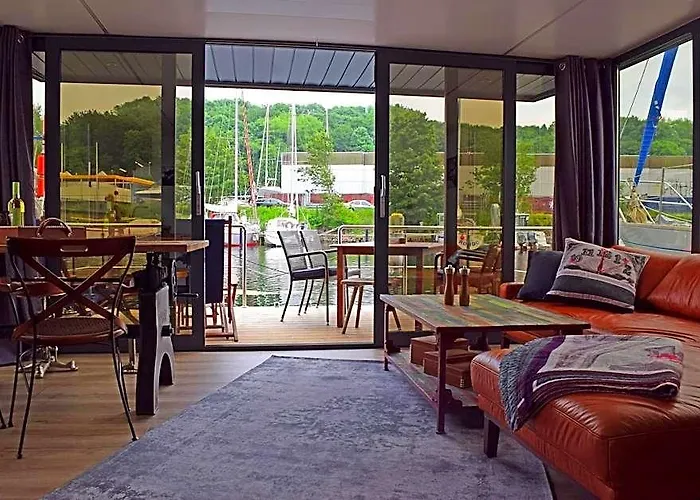 Hausboot Lina, Flensburg