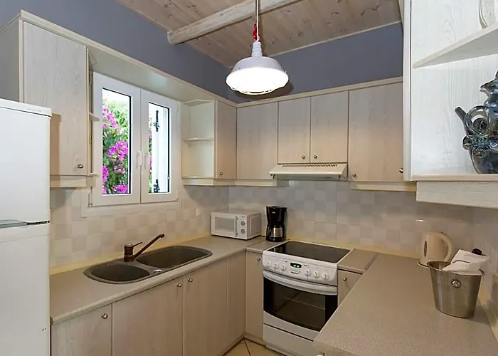 Beautiful Villa In Agia Paraskevi Samos With Swimming Pool
