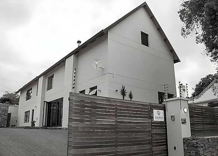 Amabwe Guesthouse