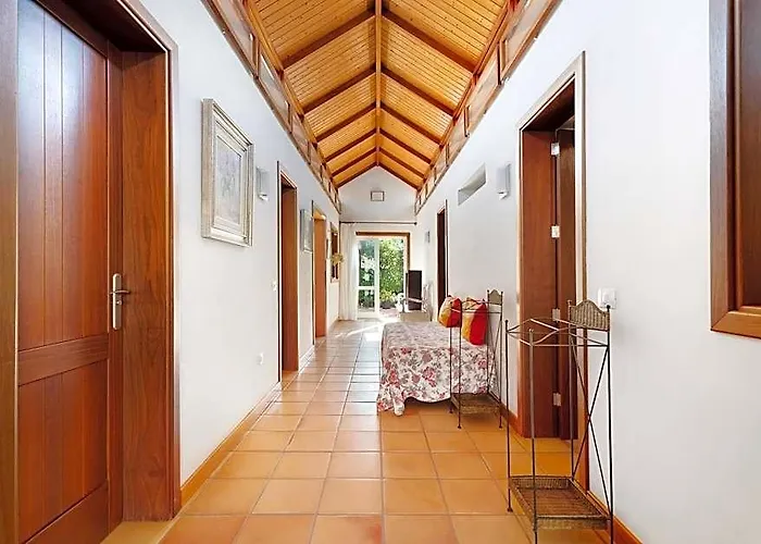 La Calabacera Casa Amarilla