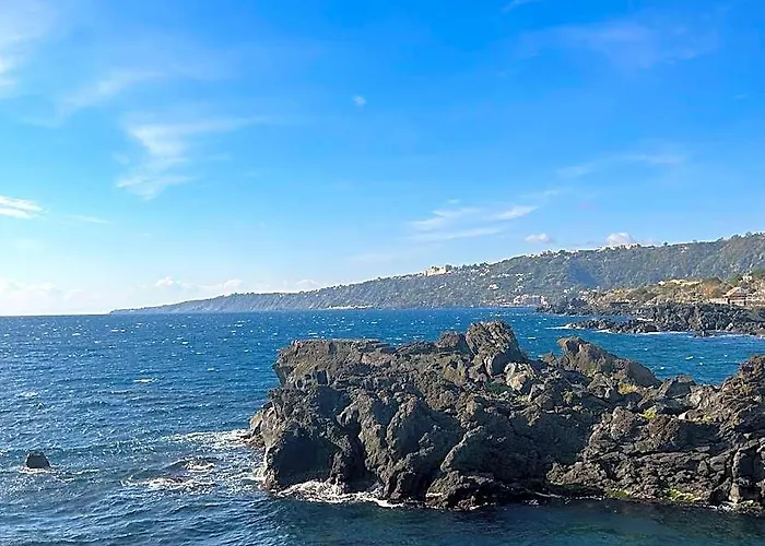 Holiday Home For Groups Acireale