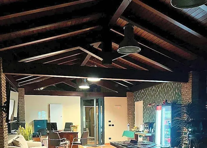Monolocale King Con Divano Letto- Virdamuri Resort