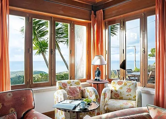 4Br House With Ocean View In Sintra