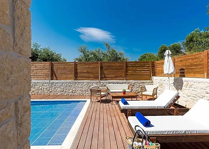 Villa Vera - With Private Pool & Jacuzzi