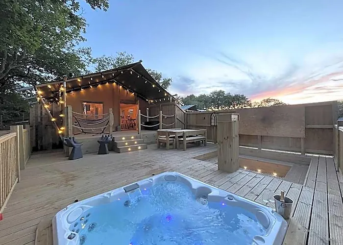 Robin Hood Safari Tent