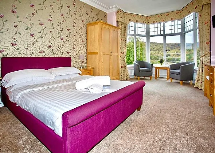 Sir William Hotel