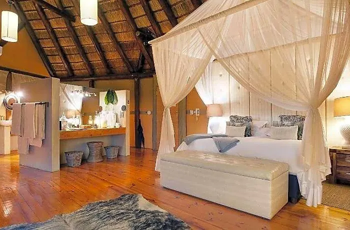 Bush Lodge
