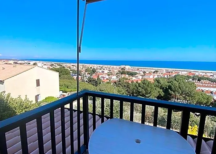 Appartement T3 Avec Terrasse Donnant Sur La Mer Sur Saint Pierre La Mer