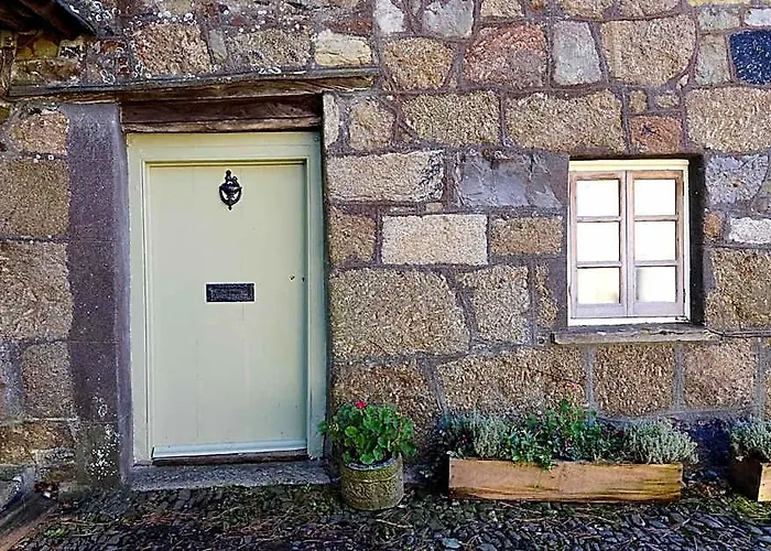 Drewe Arms Bunk Rooms