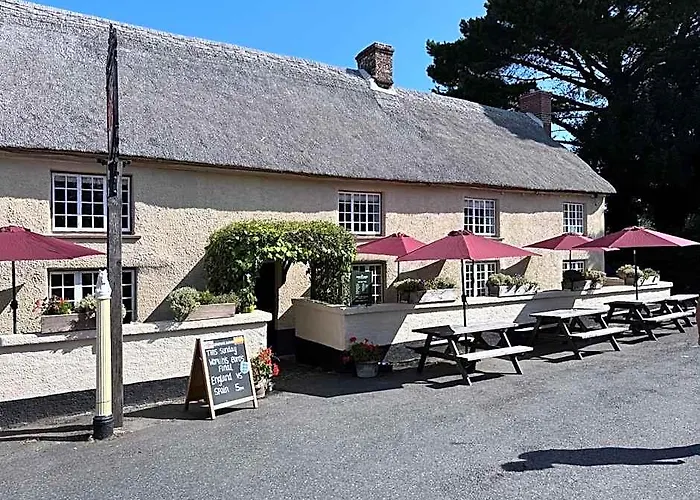 Drewe Arms Bunk Rooms