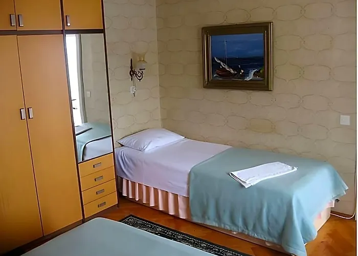 Komiza Provita Guesthouse